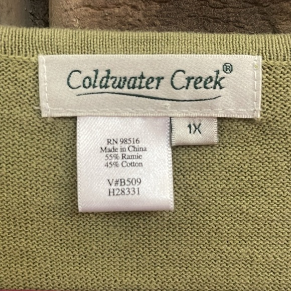 Coldwater creek green sweater with floral design. Size 1X - Picture 7 of 8